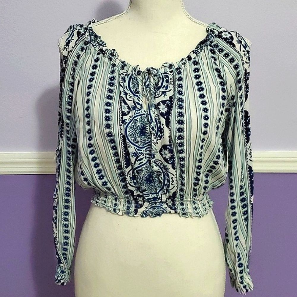 Divided by H&M Boho Striped & Paisley Cold Shoulder Balloon Sleeves Crop Top 4